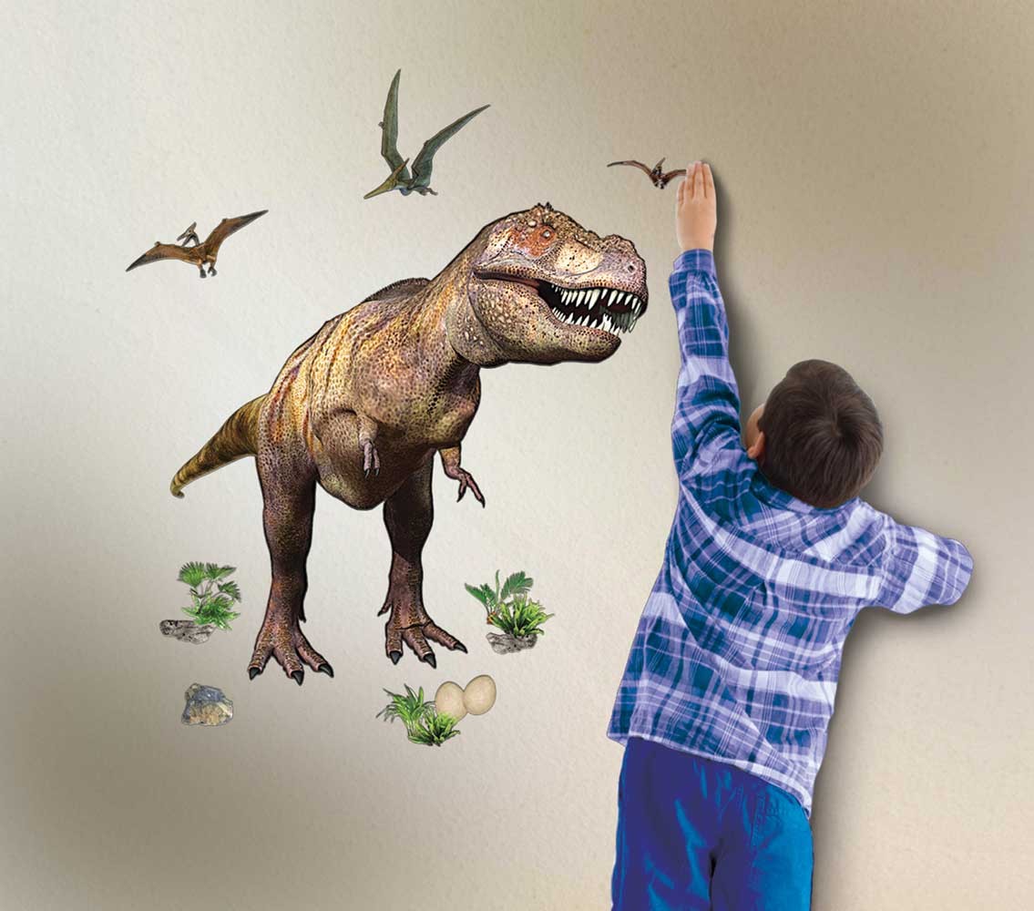 Dinosaur_Expedition_Applying_Decals_Hi_Res.jpg